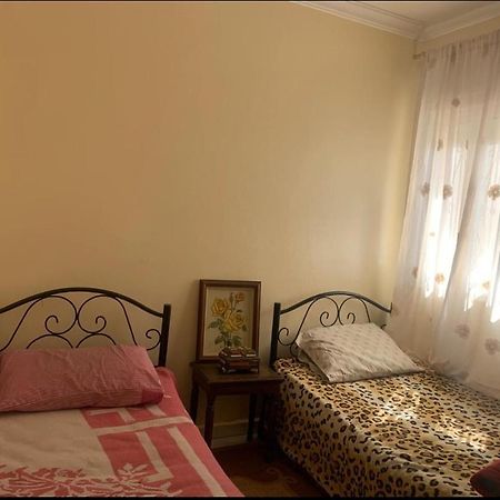 Adorable Apartamento A 8 Min Del Aeropuerto De Casablanca,Wifi Ultra Rapido Y Parking Gratis Derroua Eksteriør billede