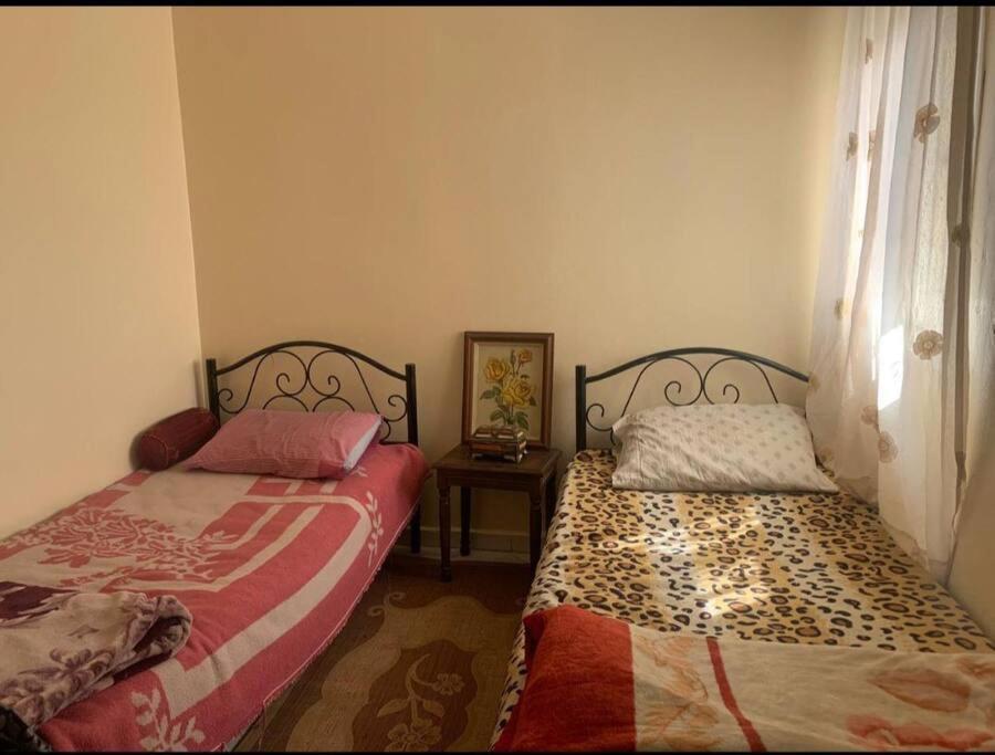 Adorable Apartamento A 8 Min Del Aeropuerto De Casablanca,Wifi Ultra Rapido Y Parking Gratis Derroua Eksteriør billede