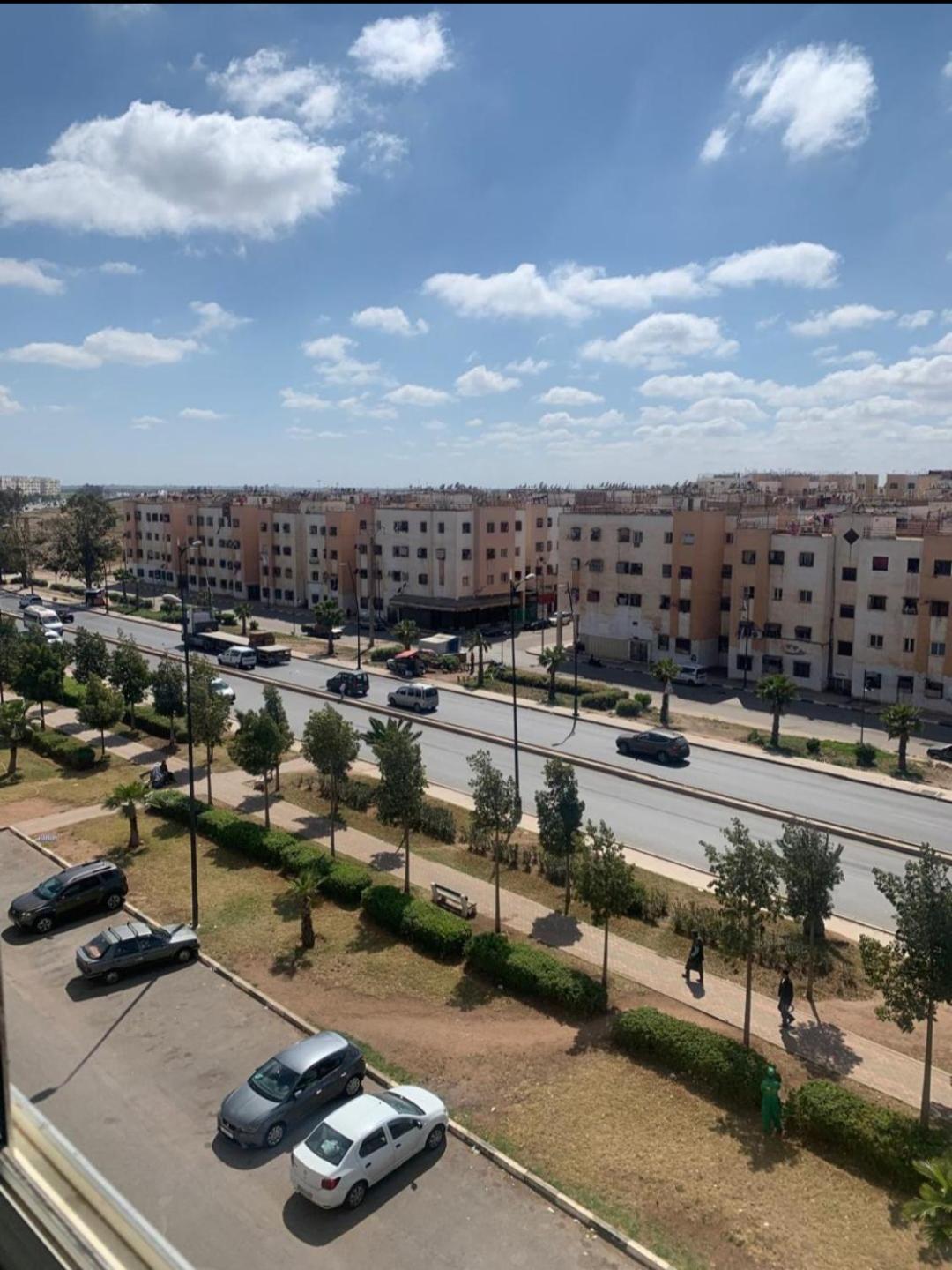 Adorable Apartamento A 8 Min Del Aeropuerto De Casablanca,Wifi Ultra Rapido Y Parking Gratis Derroua Eksteriør billede