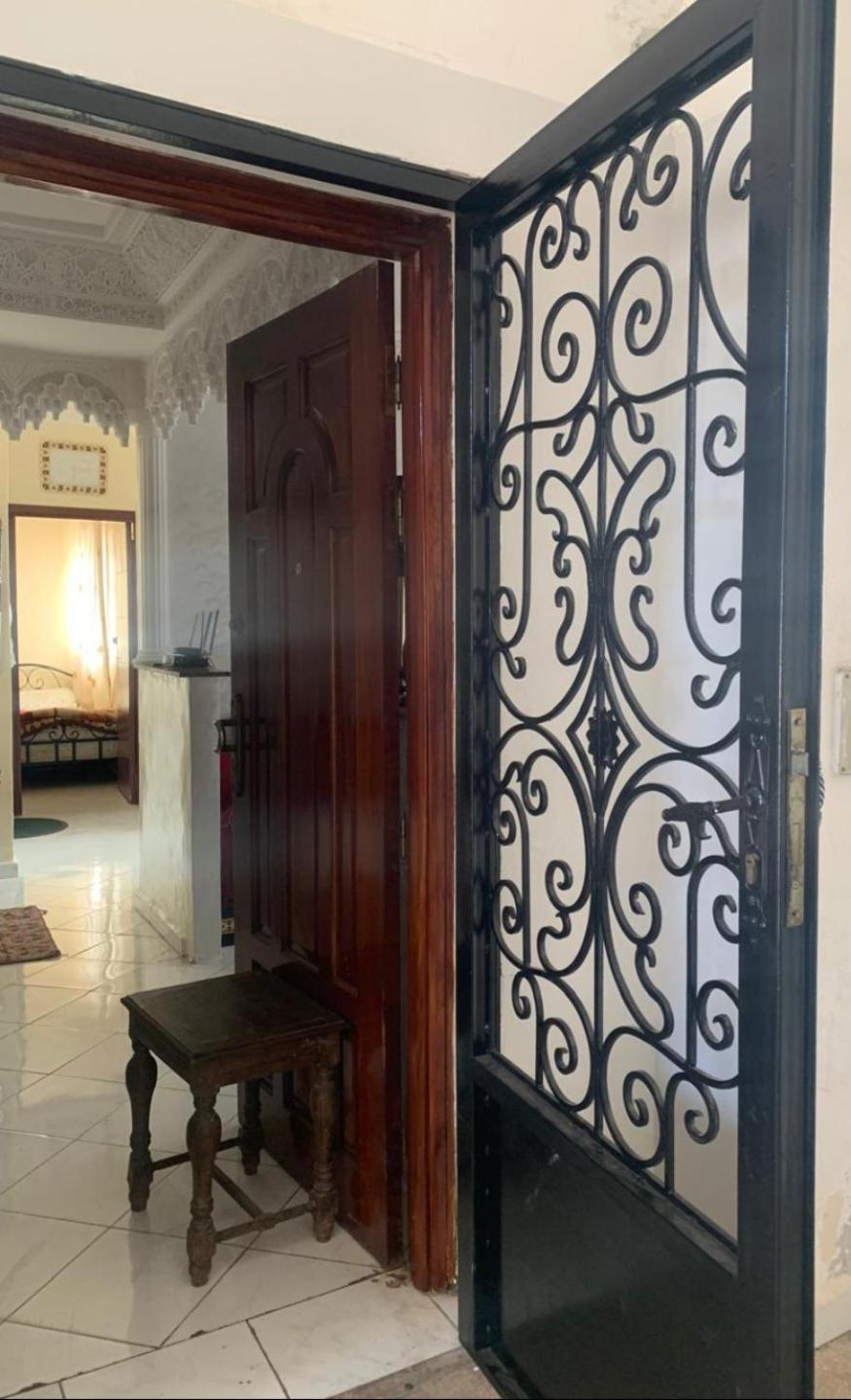 Adorable Apartamento A 8 Min Del Aeropuerto De Casablanca,Wifi Ultra Rapido Y Parking Gratis Derroua Eksteriør billede