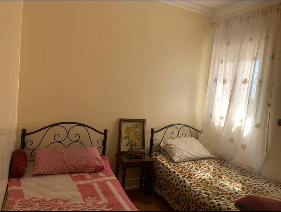 Adorable Apartamento A 8 Min Del Aeropuerto De Casablanca,Wifi Ultra Rapido Y Parking Gratis Derroua Eksteriør billede